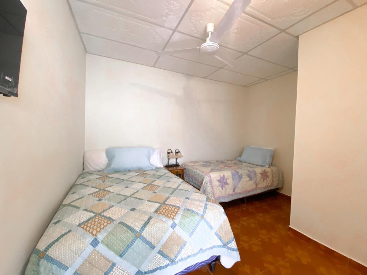 Maria III Hostal Juayua Exterior photo